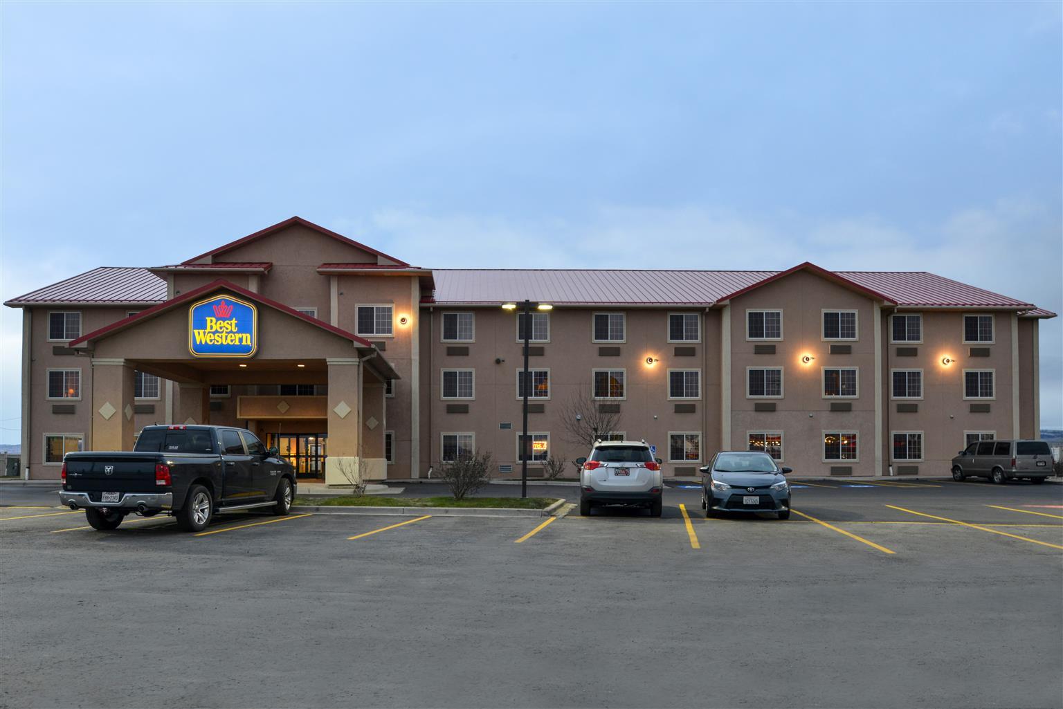 Best Western Laramie Inn & Suites Exterior photo