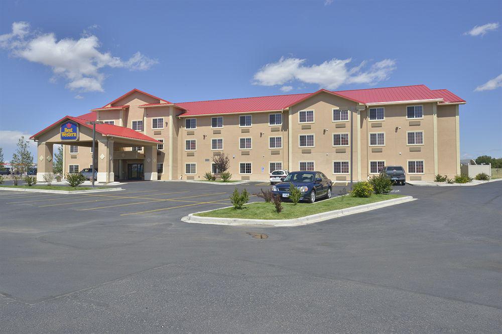 Best Western Laramie Inn & Suites Exterior photo